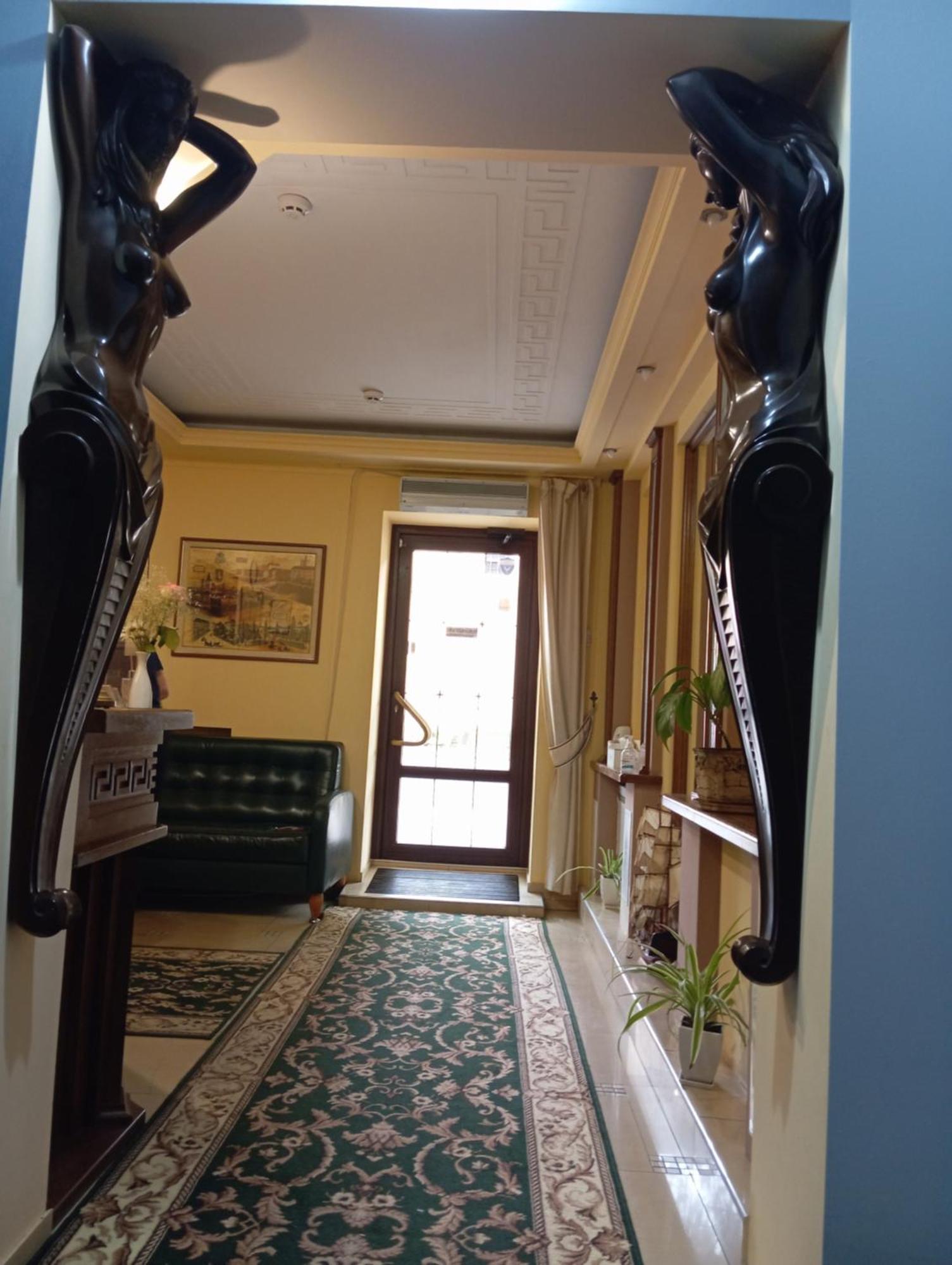 Prestige Hotell Lviv Eksteriør bilde