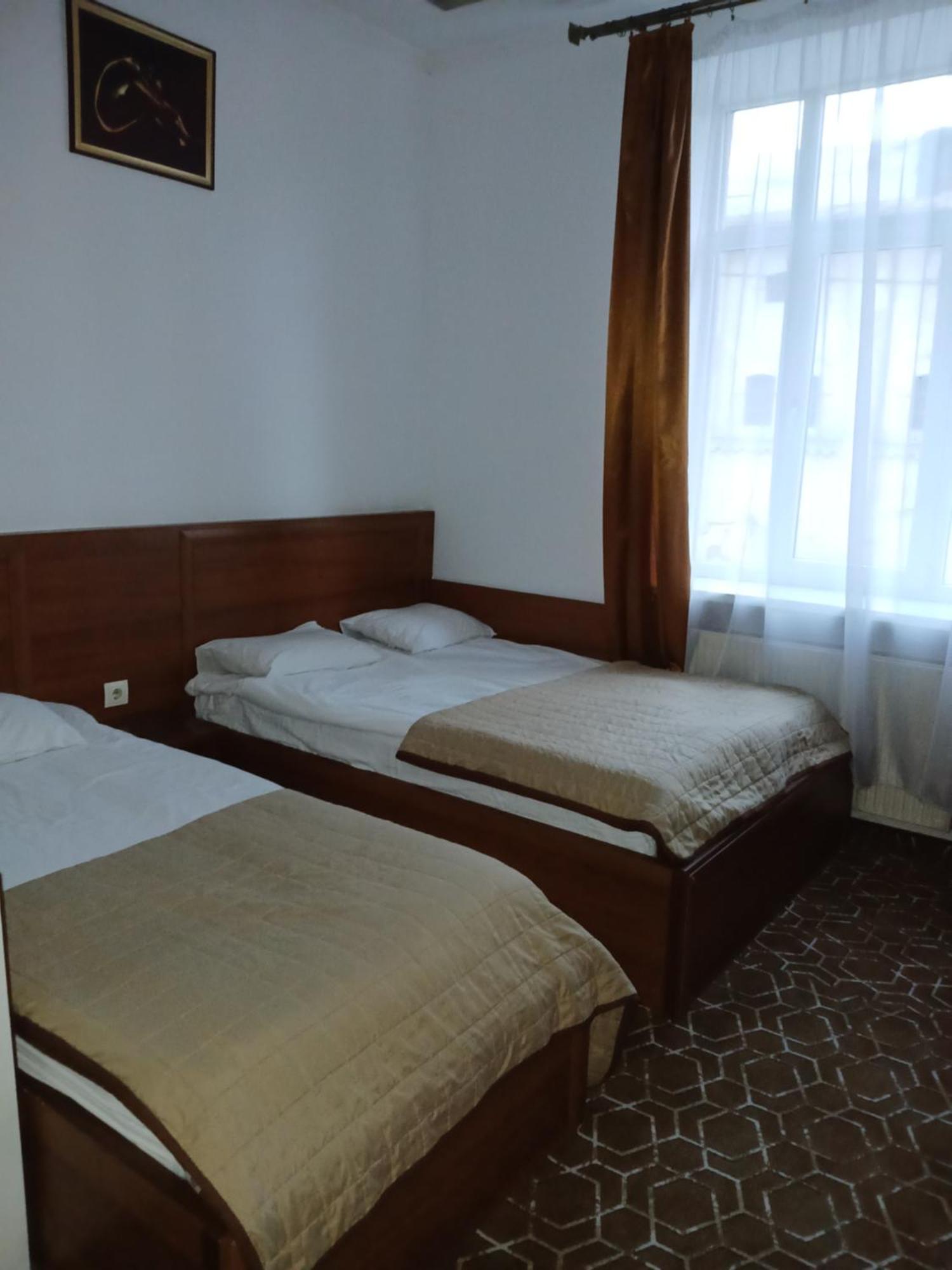 Prestige Hotell Lviv Eksteriør bilde